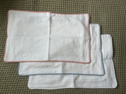 Color Trimmed Pillow Case